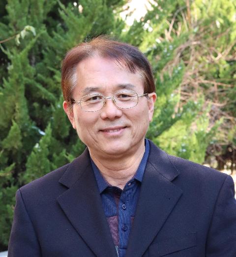 [김형석 칼럼] 농작물 재배관리 로봇시대가 온다